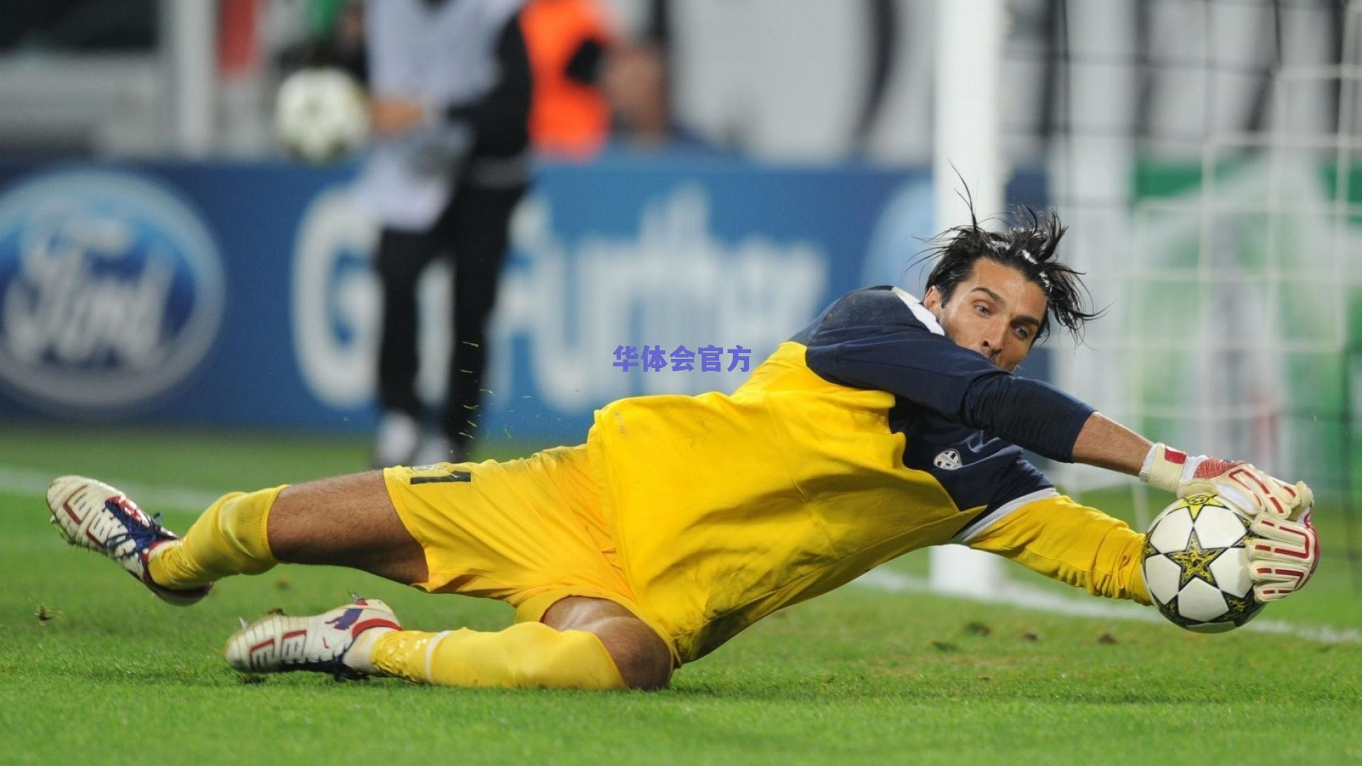 安菲尔德之夜,卫冕冠军利物浦0-3溃败,百年耻辱刻下历史伤痕